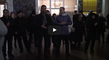 Флешмоб на вокзале в Одессе! Смуглянка!